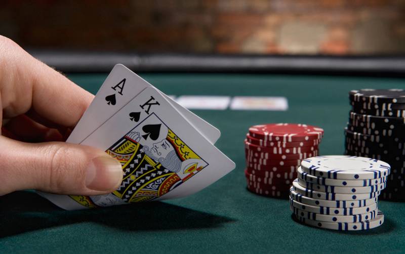 Cách Lựa Chọn Starting Hand Chuẩn Khi Chơi Poker Từ Ban Đầu